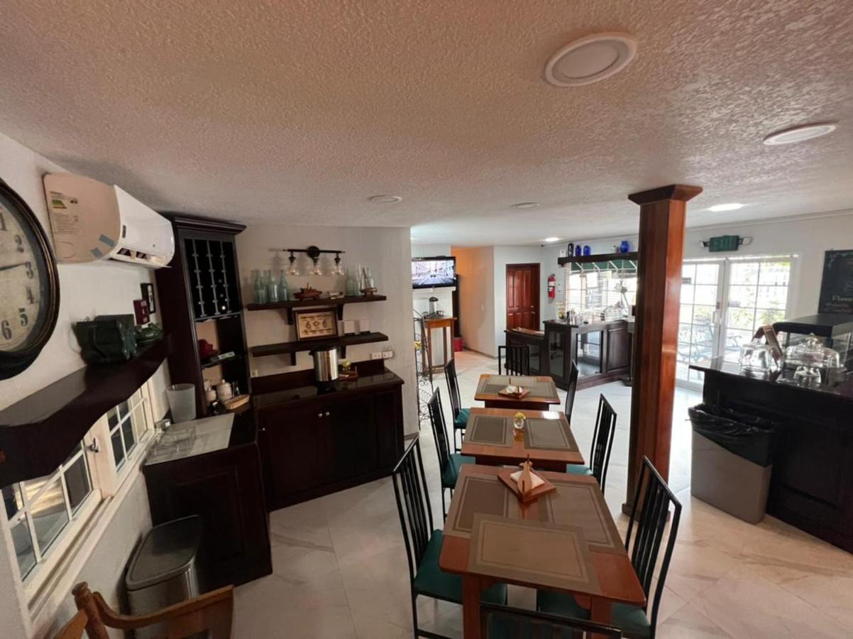 בליז סיטי One South Place Hotel מראה חיצוני תמונה