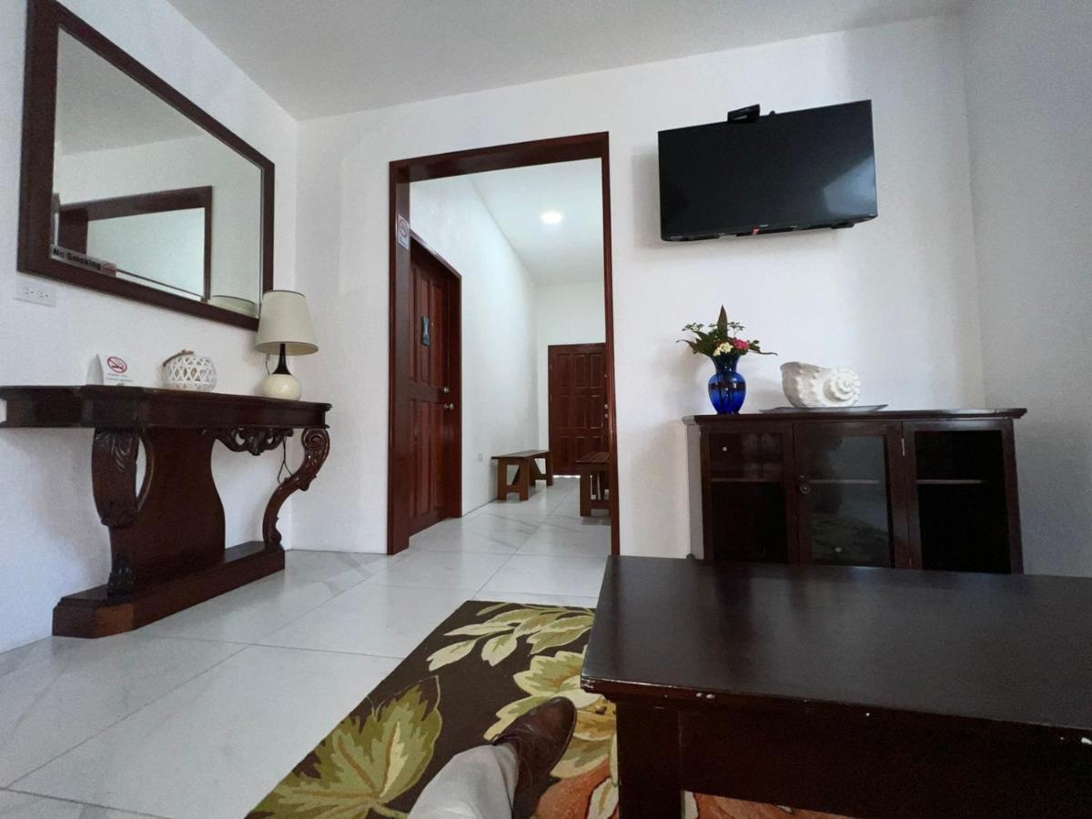 בליז סיטי One South Place Hotel מראה חיצוני תמונה